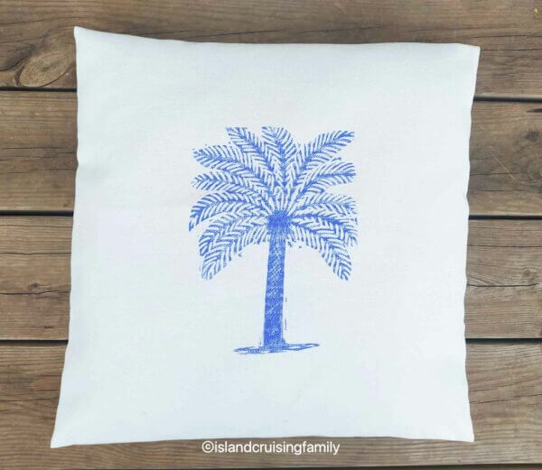 Top-Cushion-case-Palm-Tree-Outremer